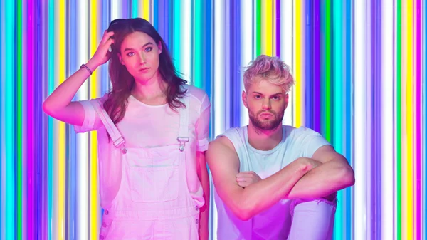 Οι Sofi Tukker δίνουν περισσότερο χρώμα στο Release Athens 2020